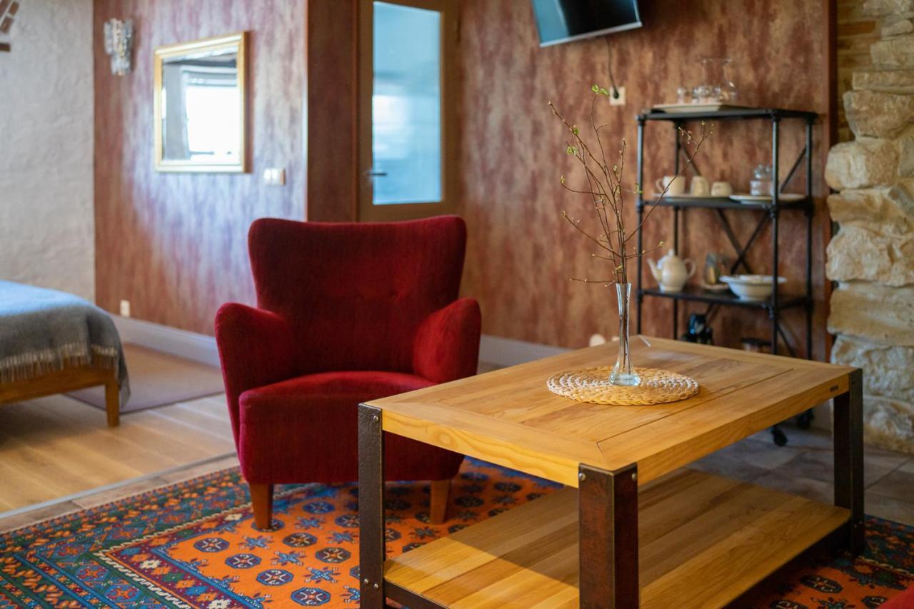 Dagen Haus Guesthouse Orjaku Extérieur photo